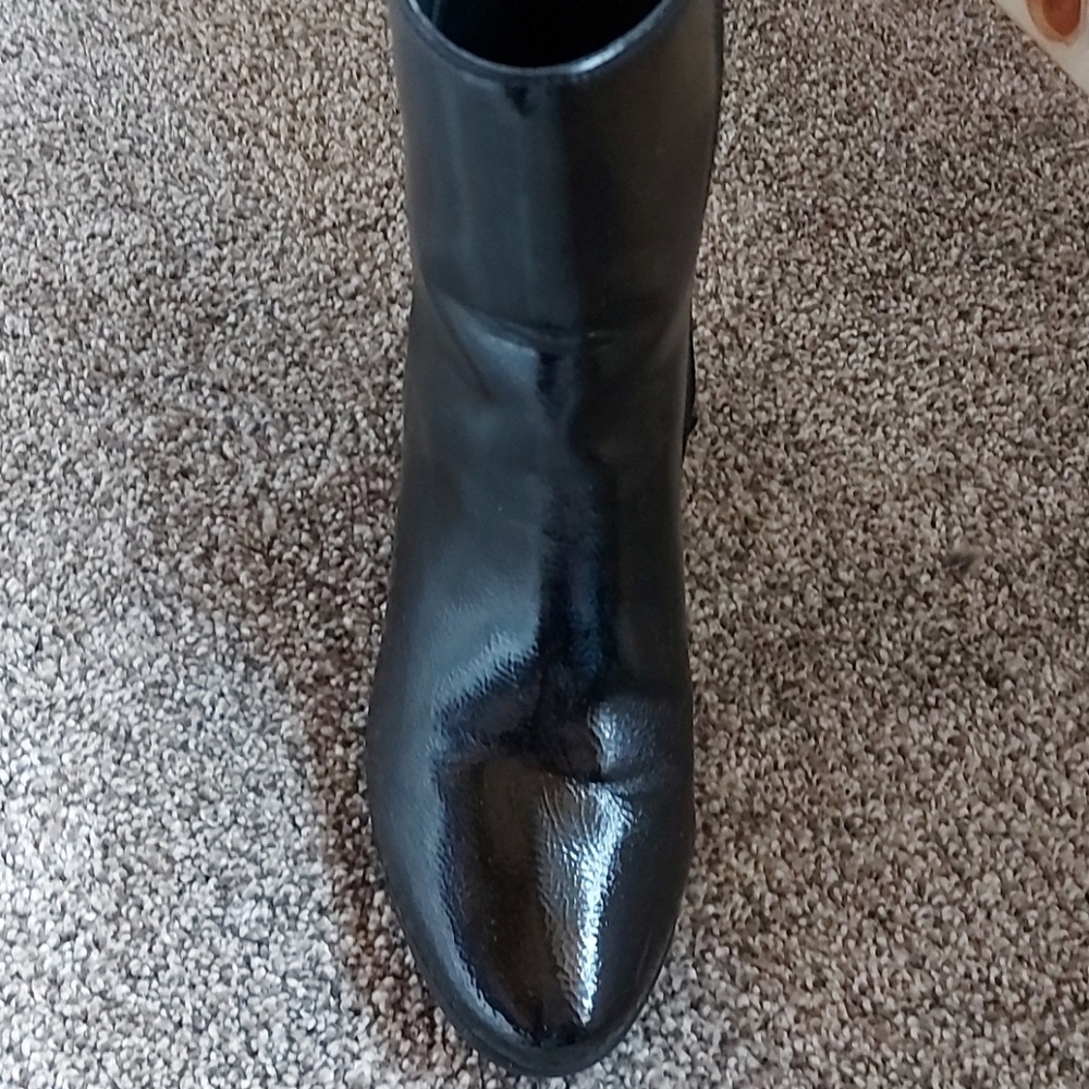Amazing ankle boots